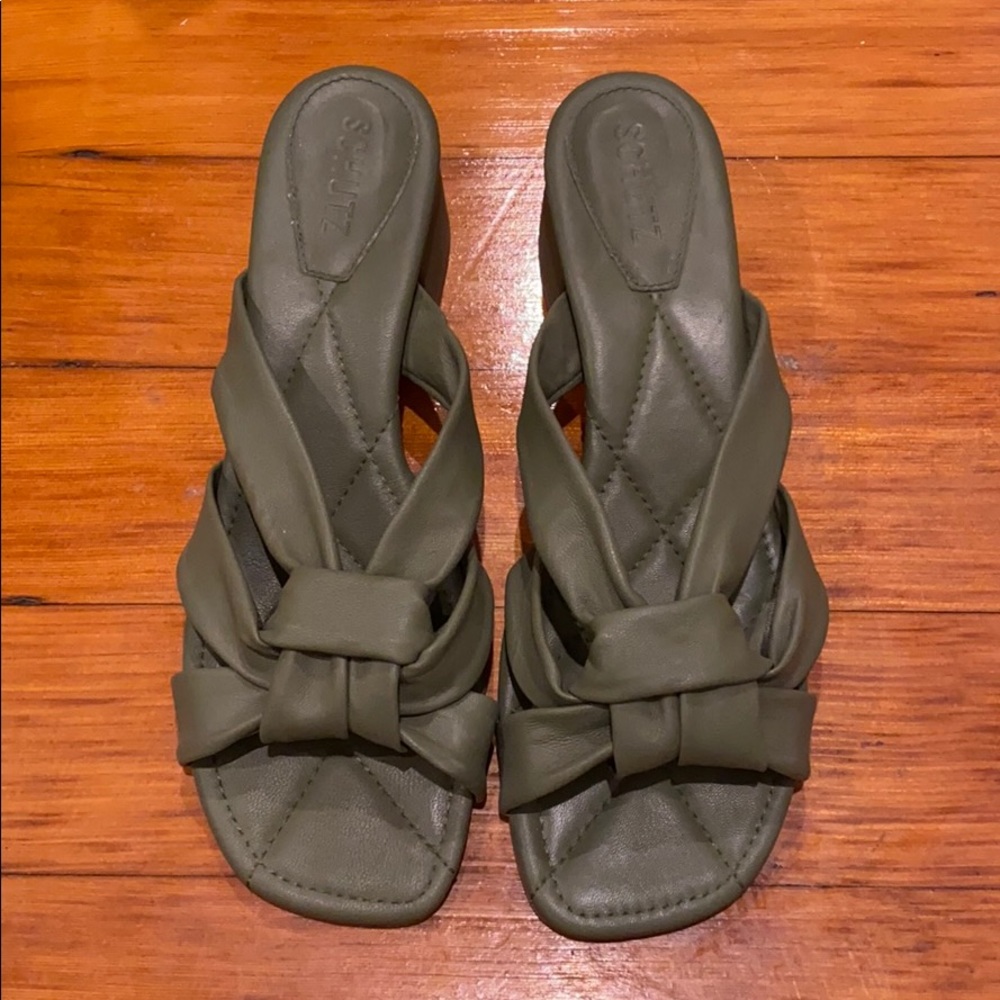 SCHUTZ green “Pitanie” sandal